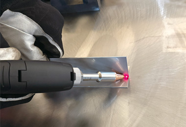 レーザークリーナーとは