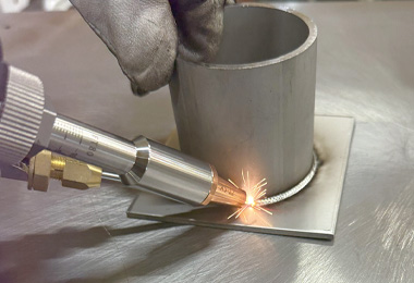 レーザー溶接イメージ写真